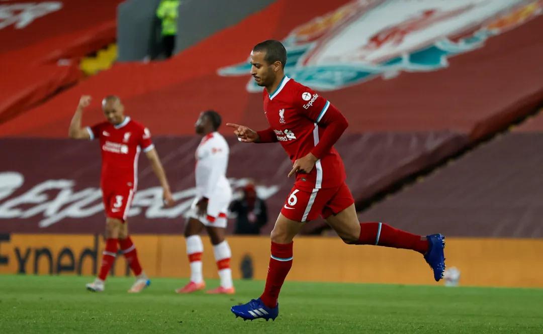 جدول الترتيب الدوري الإنجليزي الممتازتطور المنافسة وأبرز المفاجآت هذا الموسم